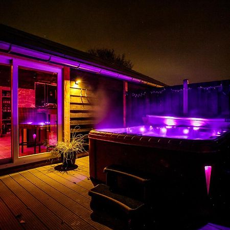 B&B En Wellness De Waalhoeve Angerlo Exterior photo
